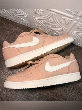 Nike Ebernon Low Womens Size 9.5 Shoes Sneakers Particle Beige/Desert Sand